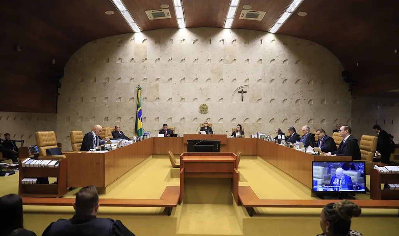 STF forma maioria para condenar mais oito réus por atos golpistas de 8 de janeiro em Brasília