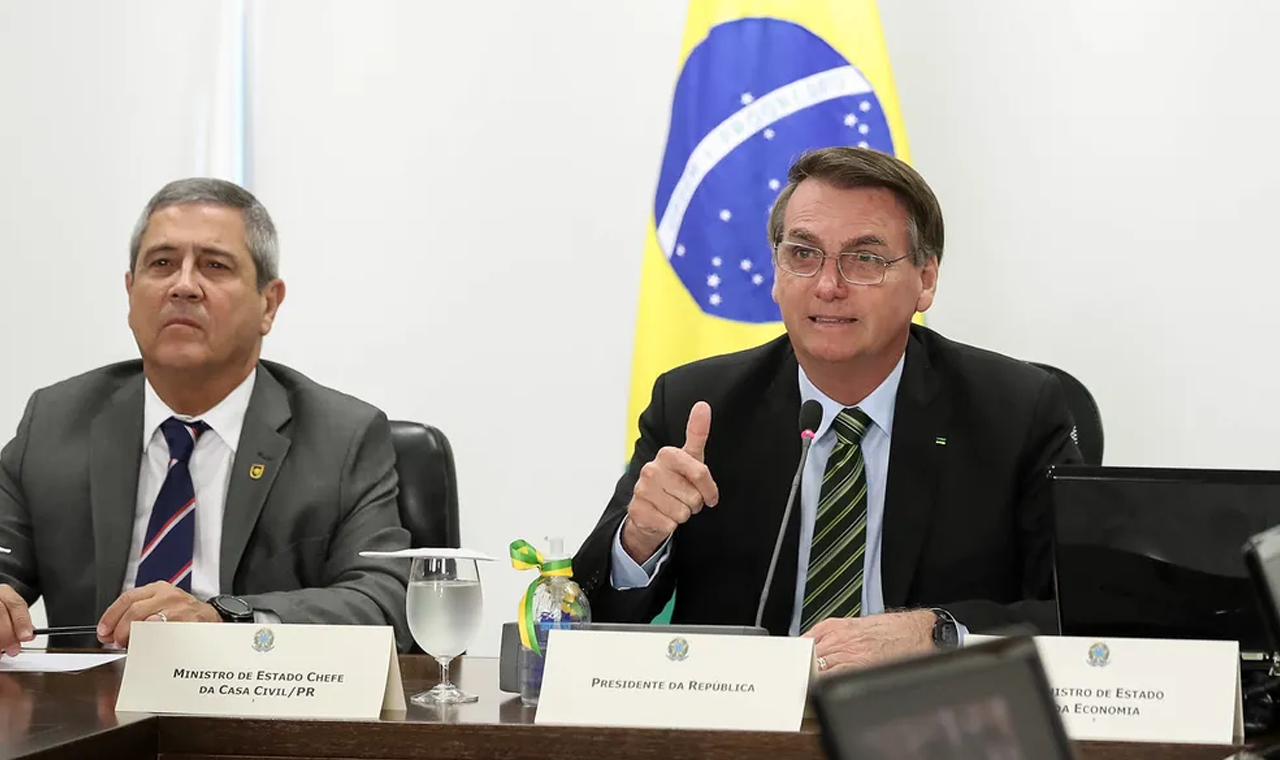 TSE retoma julgamento de ações contra Bolsonaro e Braga Netto nesta quinta-feira