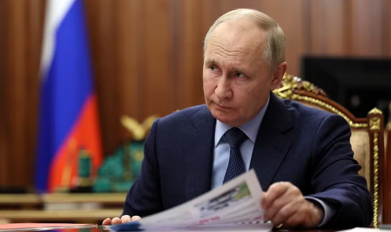 Em entrevista, Putin diz que é 'impossível' derrotar a Rússia na Ucrânia