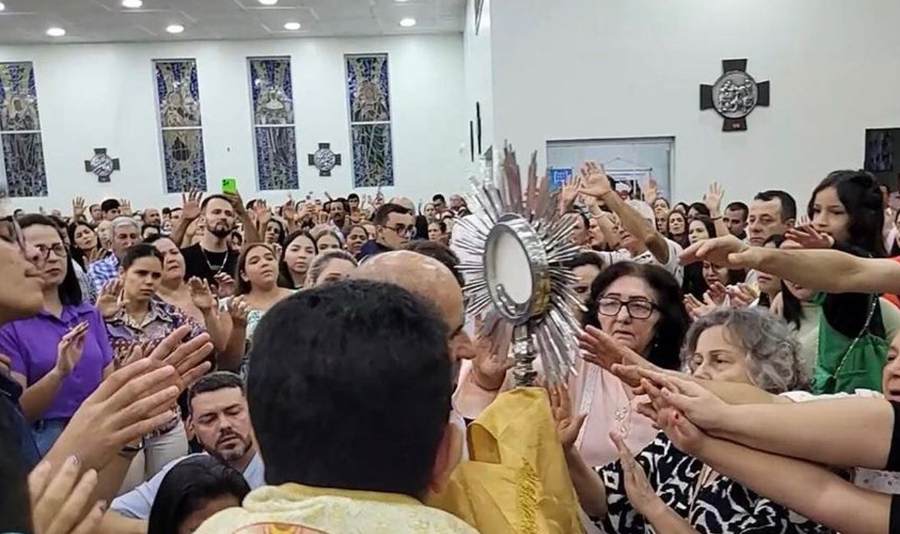 Milhares Participaram do Cerco de Jericó em Quirinópolis